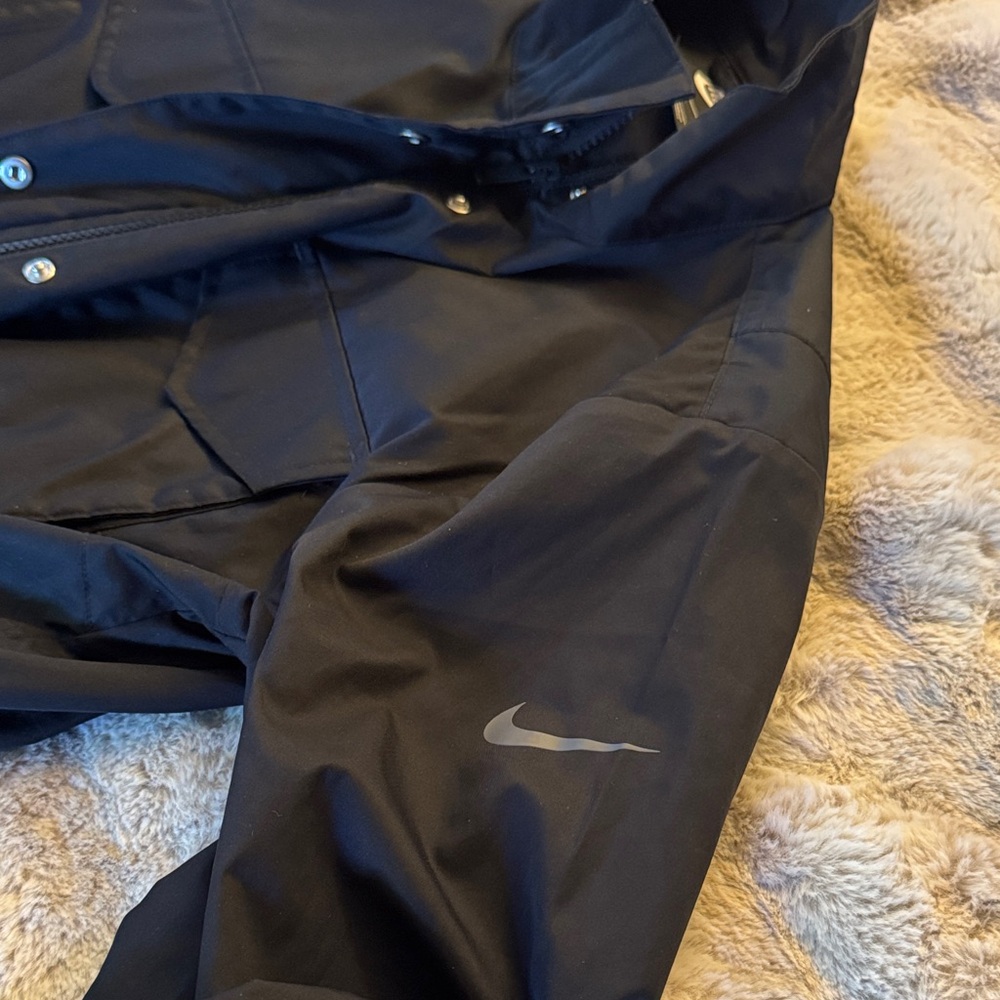 Nike Trench - Picture 6 of 7
